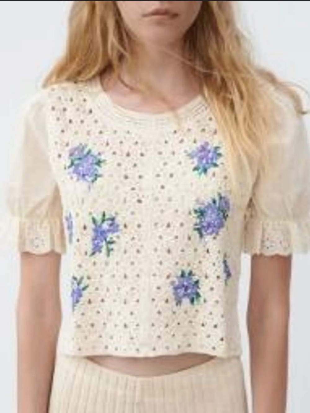 Zara Embroidered Floral Crotched Top with Puff Sleeves Size Medium